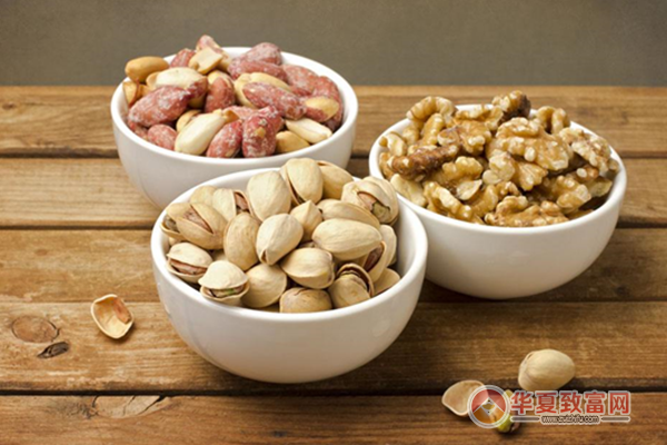 唉吆喂干果店加盟